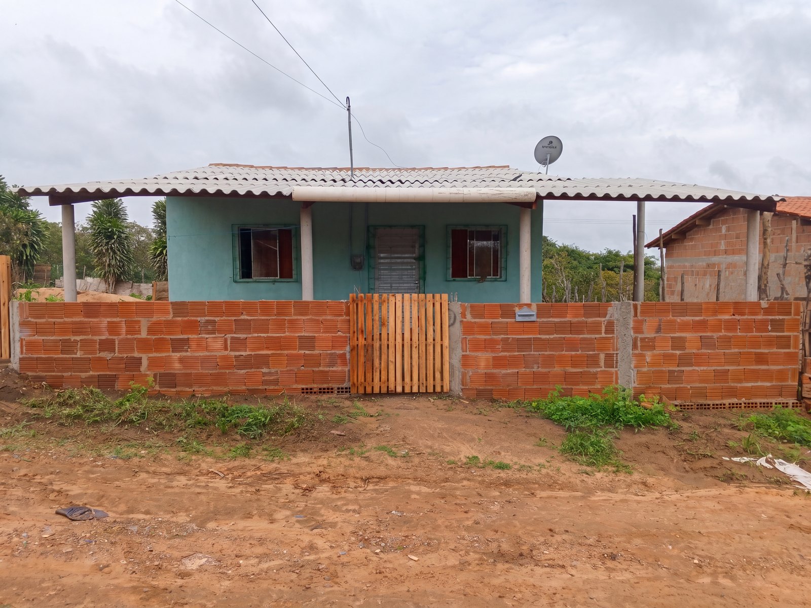 Casa no Sítio Nova Veneza, Fachada