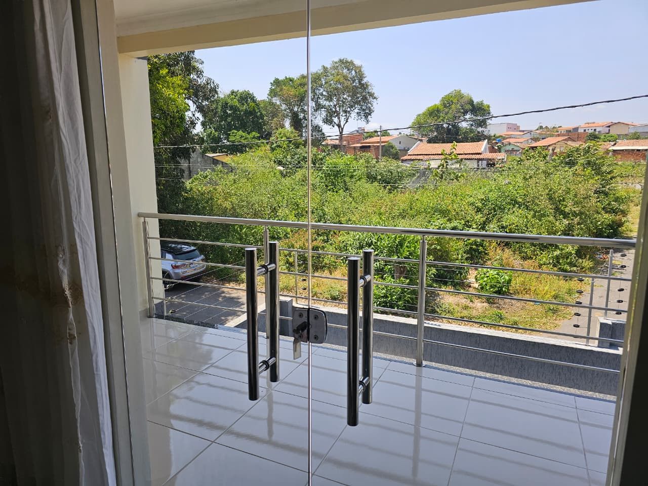 Duplex no Loteamento Conviver, Varanda